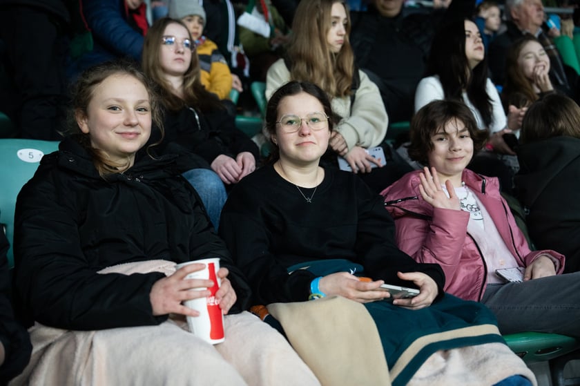 Kibice na meczu Śląska z Widzewem (2 marca 2024) na Tarczyński Arenie
